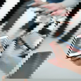 Cross-platform Compatibility Cross-platform Compatibility